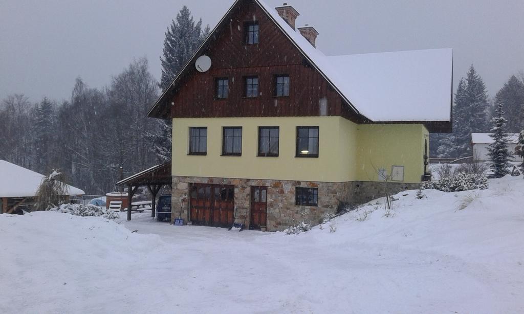 Apartments Vecernik Rokytnice Рокитнице над Ийзероу Екстериор снимка