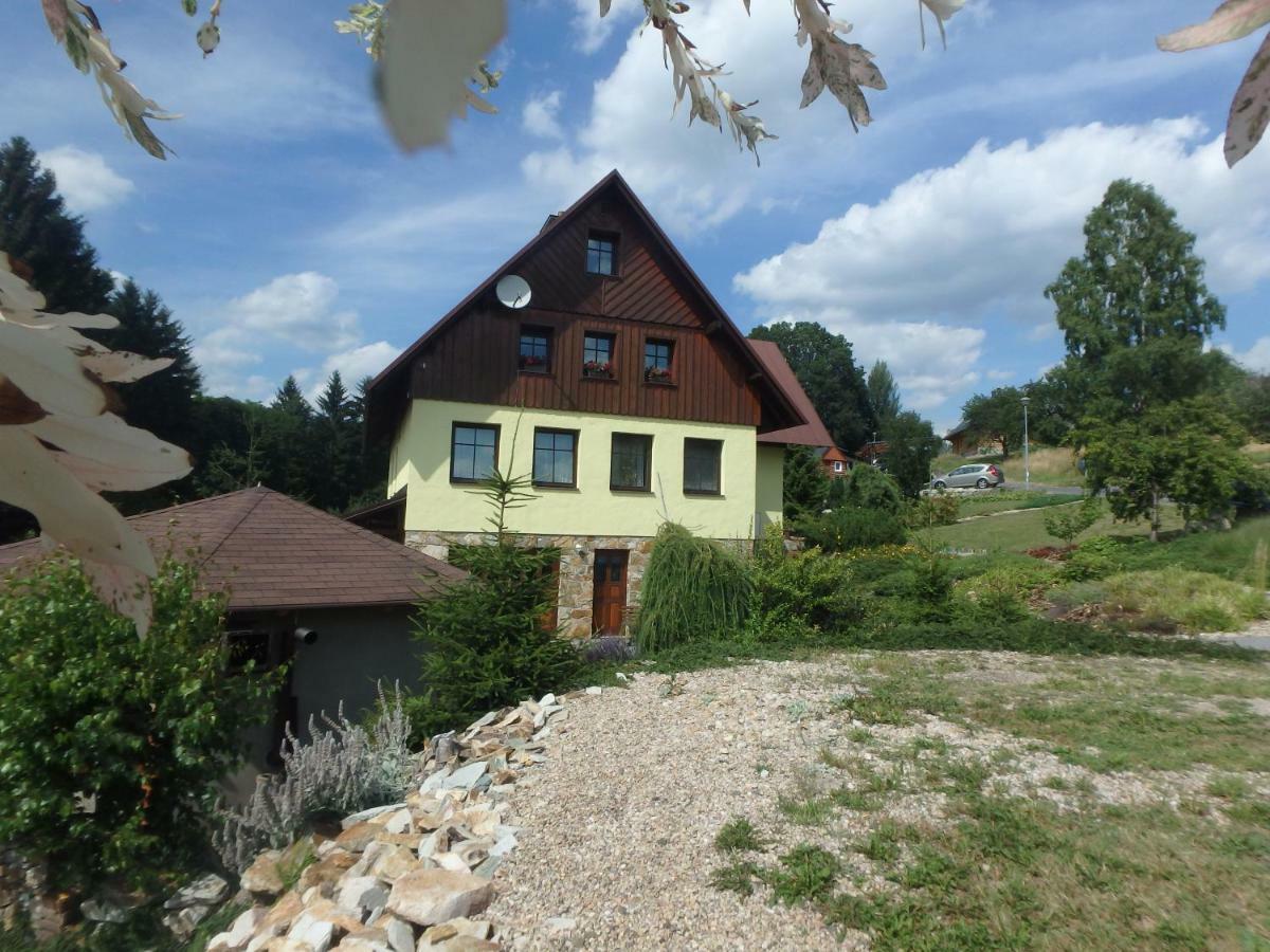 Apartments Vecernik Rokytnice Рокитнице над Ийзероу Екстериор снимка
